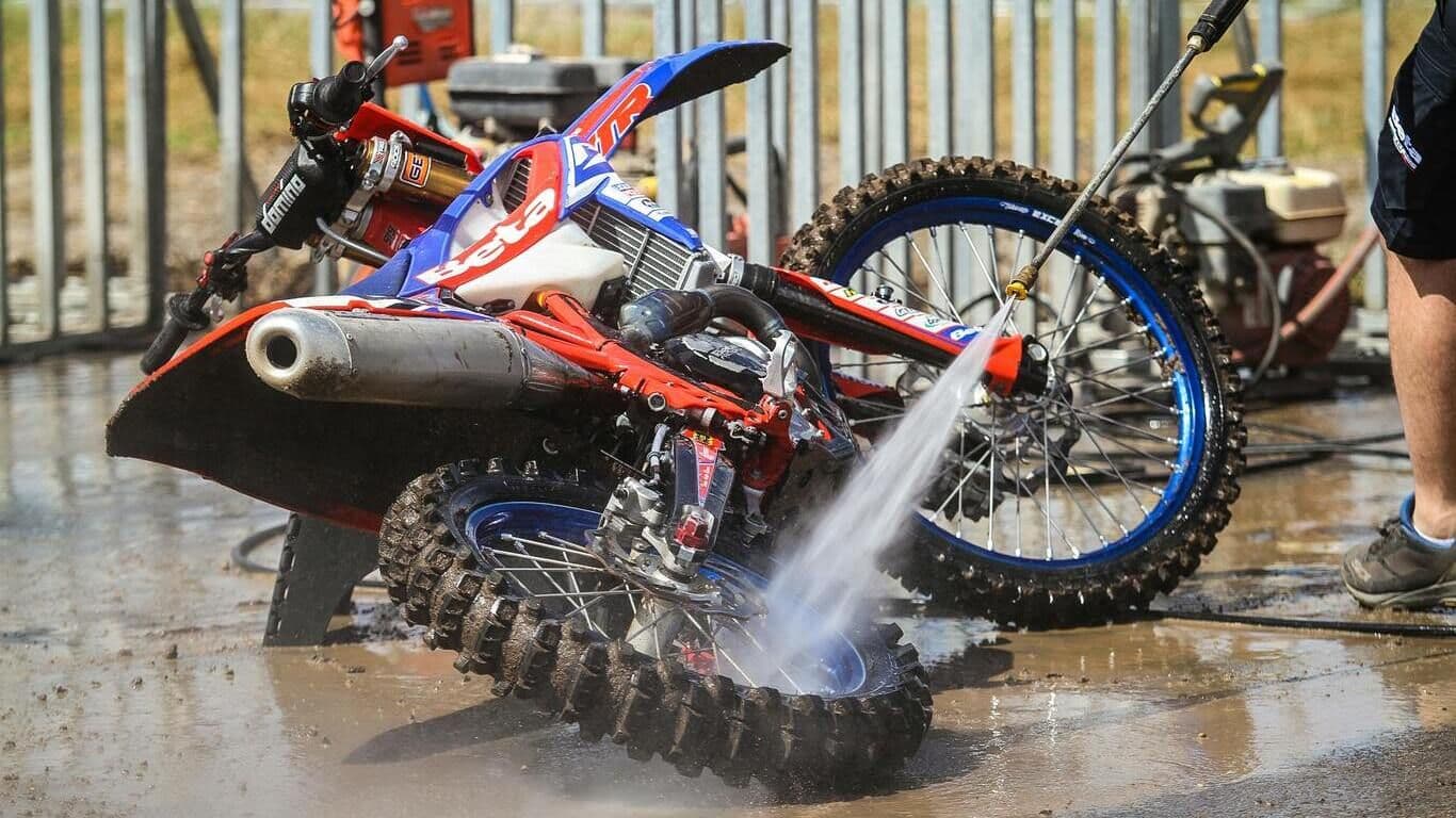 Hochdruckreiniger Motocross Reinigung